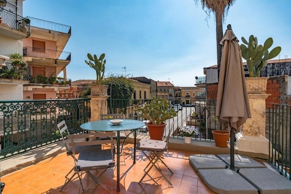 Botón de imagen sin clasificar, 1 de 30