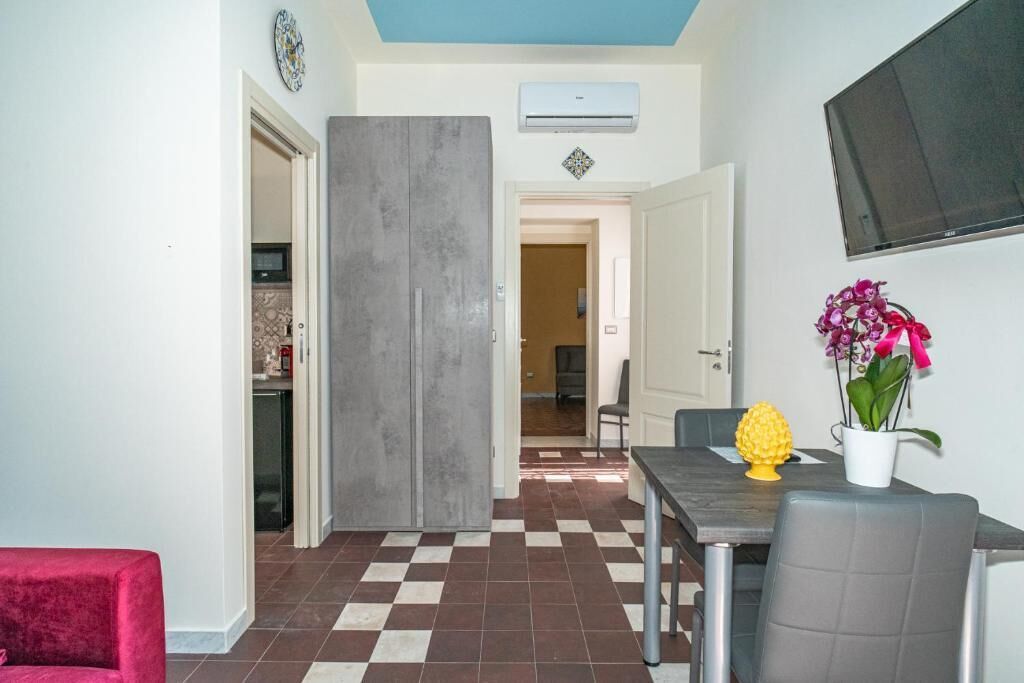 Căn hộ, bếp, quang cảnh thành phố