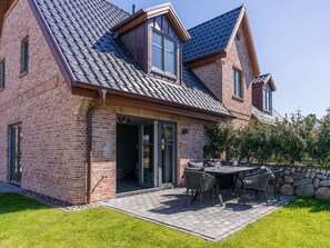 Outdoor dining - Dorfhüs 2, Germany (Sylt)