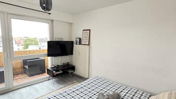 1 quarto, acesso à internet, roupa de cama