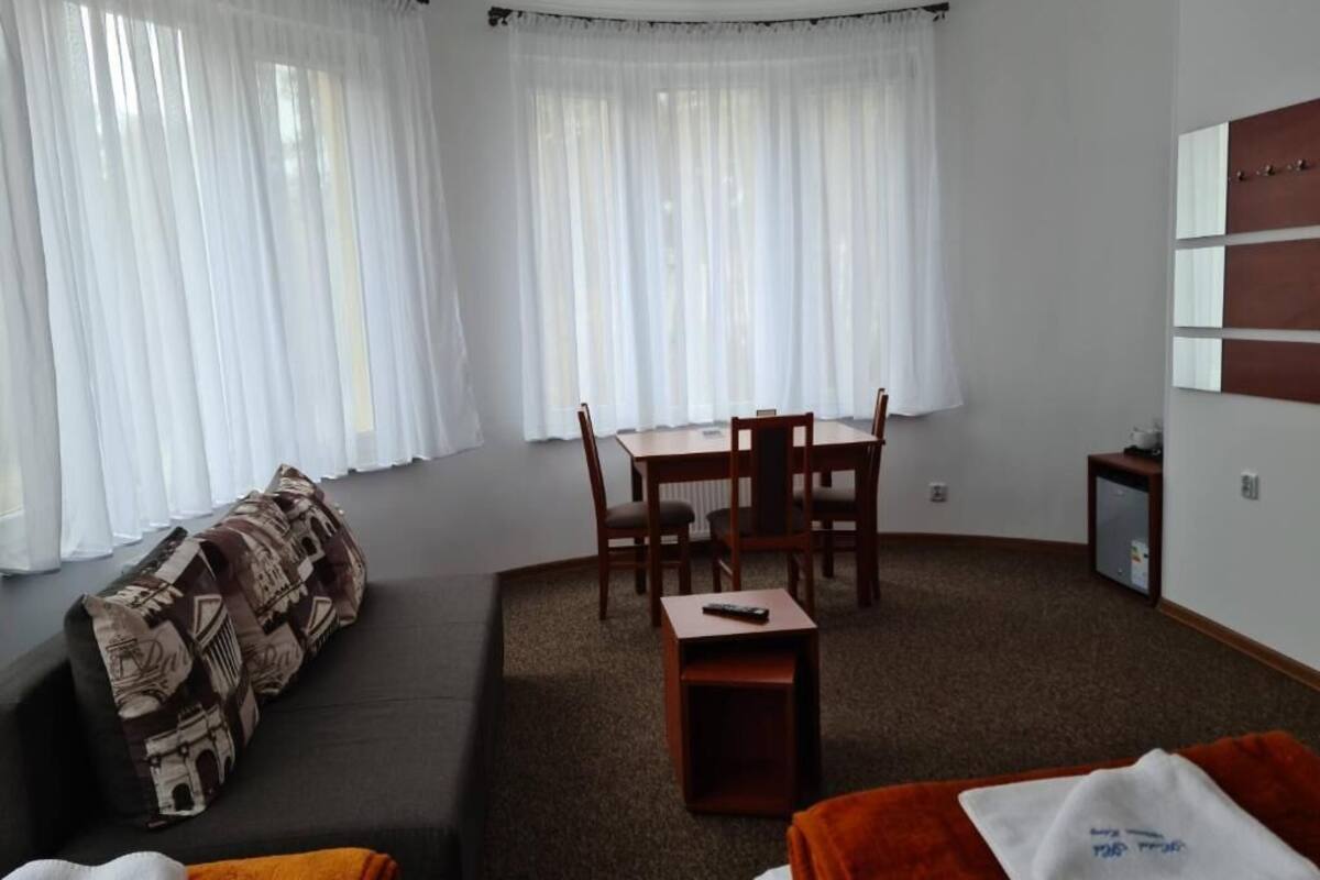 Tremannsrom – comfort | Oppholdsområde