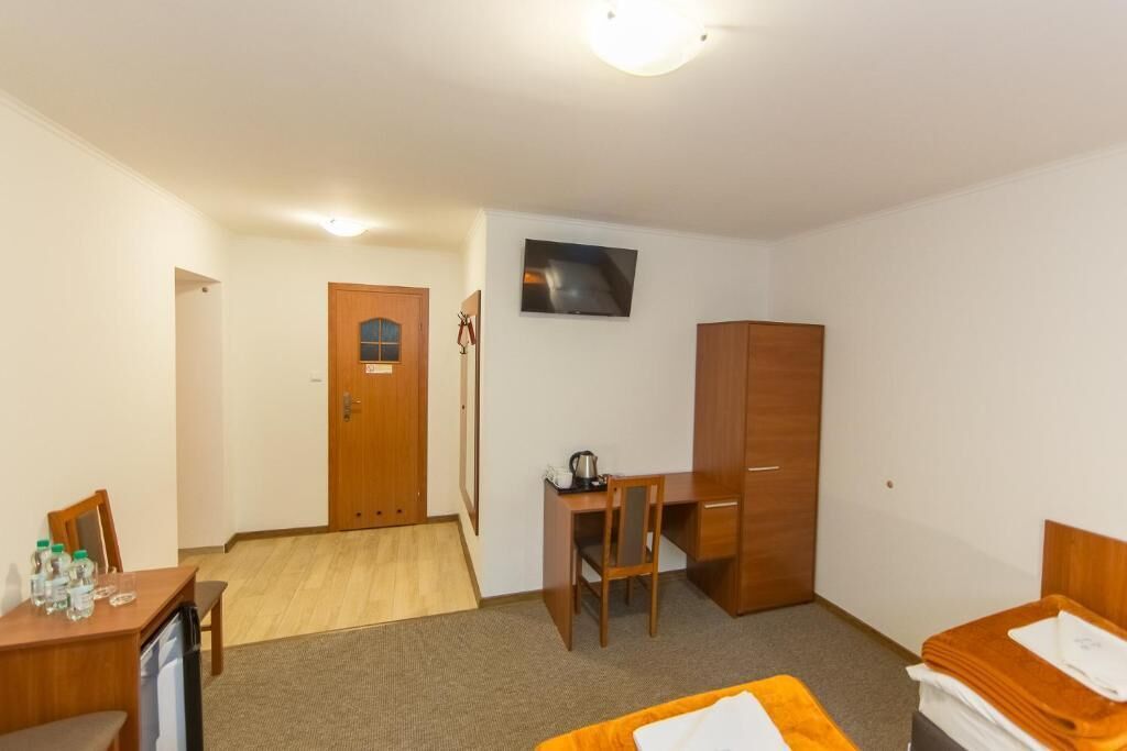 Comfort Triple Room, Courtyard View