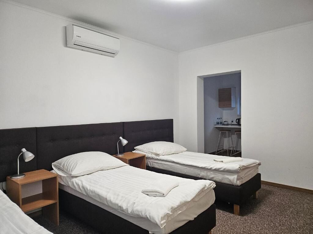 Deluxe Triple Room, Courtyard View | Wi-fi percuma 