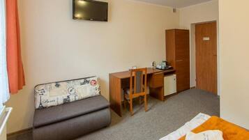 Classic Double Room, Courtyard View | Interior