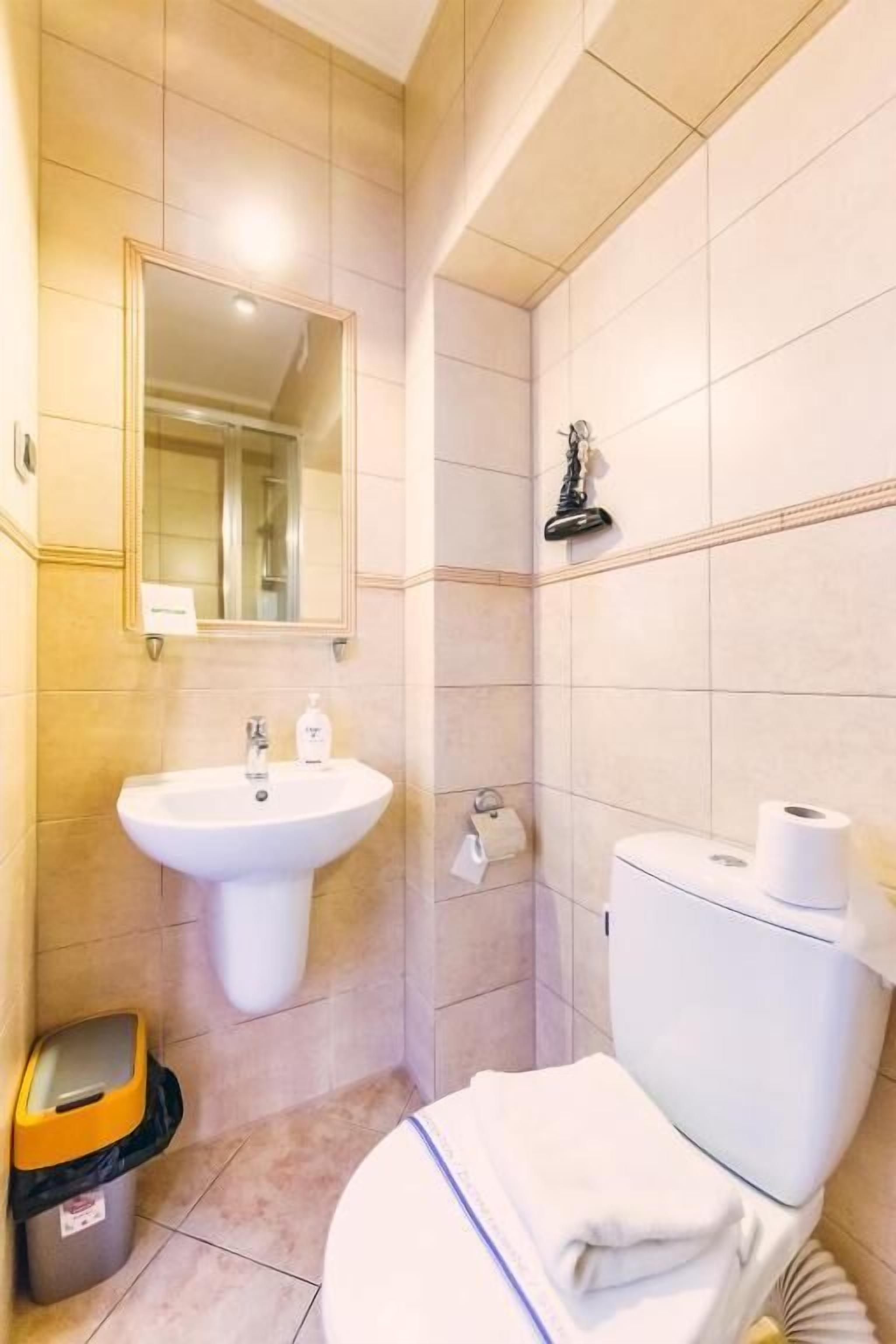 Comfort Single Room | Bathroom