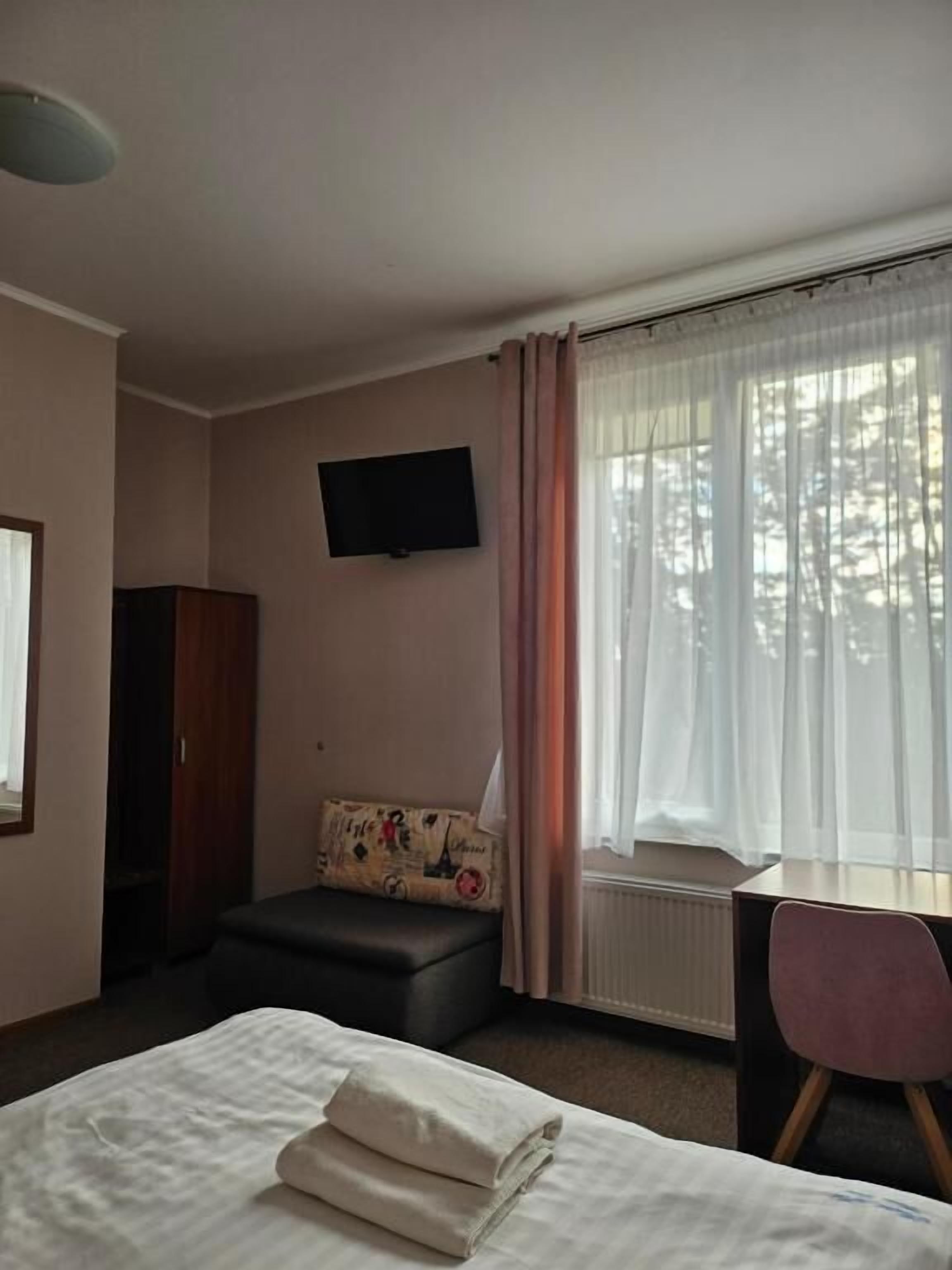 Standard Double Room | Free WiFi