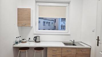 デラックス トリプルルーム コートヤードビュー | 内装