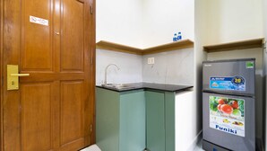 Superior Double Room | Premium bedding, free WiFi, bed sheets - Palette Phu Nhuan Apartment (Ho Chi Minh City)