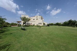 Property grounds - THE GANGA RESORT (Bikaner)
