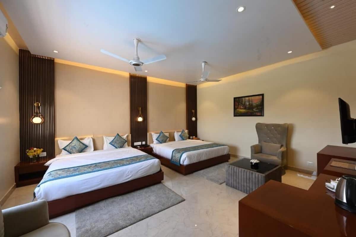 Phòng đôi hoặc 2 giường đơn dành cho gia đình, quang cảnh hồ bơi