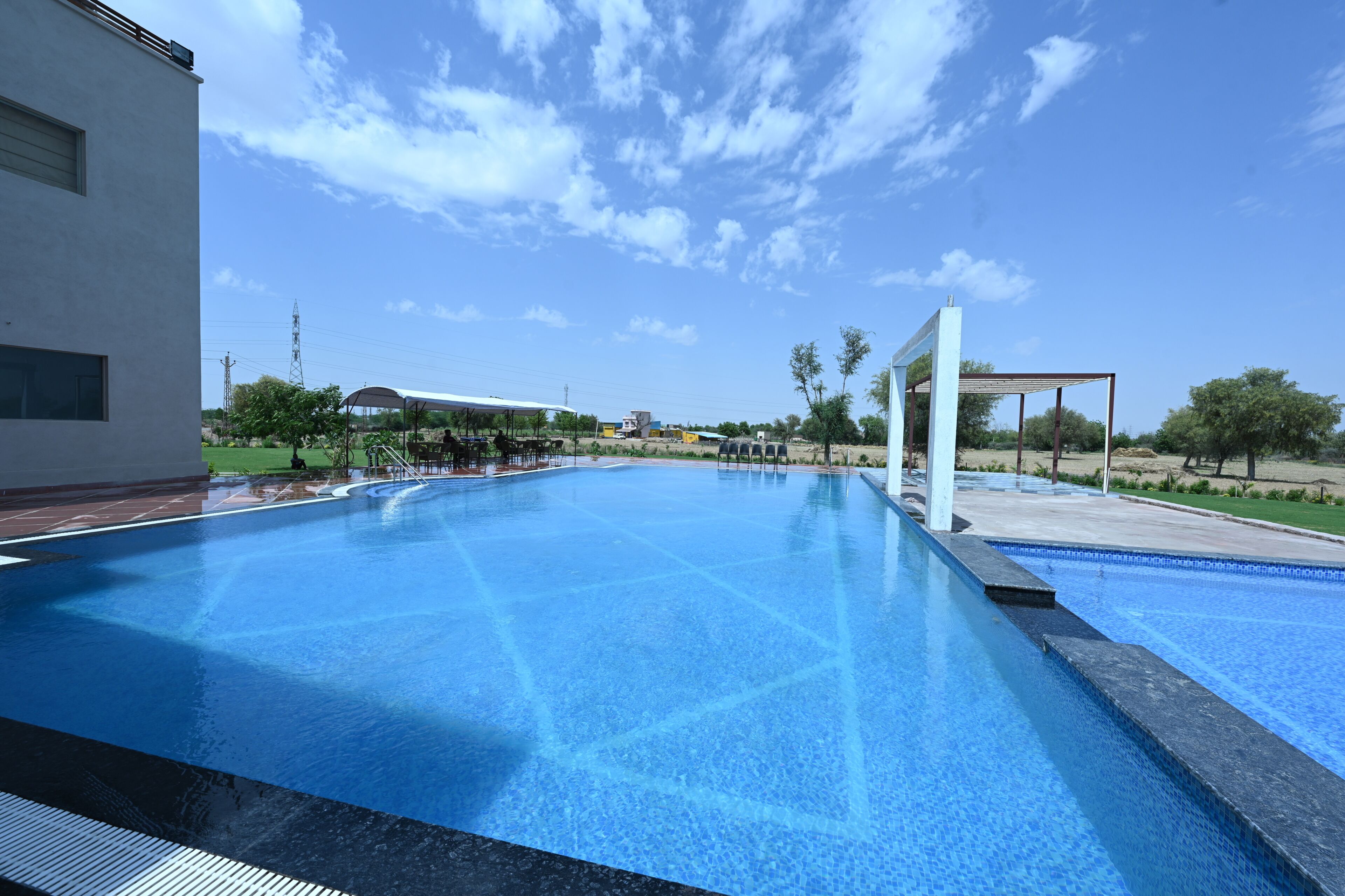 Seasonal outdoor pool