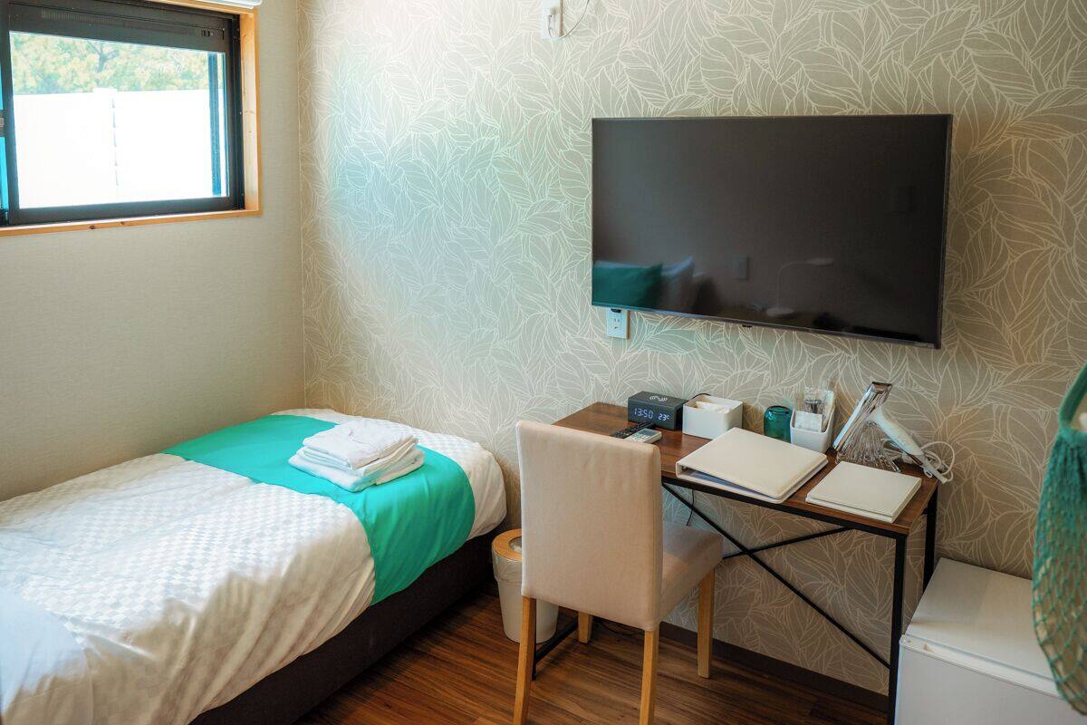 Economy Single Room, Non Smoking, Shared Bathroom