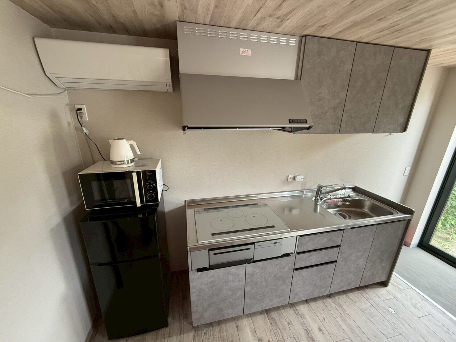 Luxury Villa, Multiple Beds, Kitchen, Garden View | Private kitchen