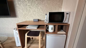 Standard Single Room, Microwave, Garden View
