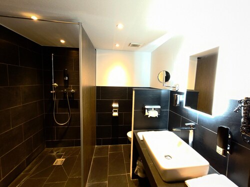 Koblenz Hotel Valley Suite With Hot Tub