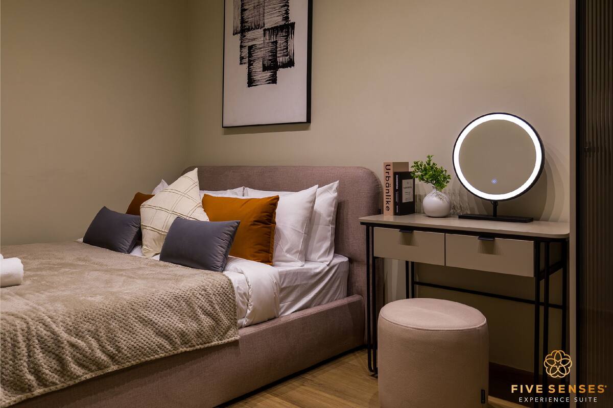 Signature Two Bedroom Suite | Premium bedding, blackout drapes, iron/ironing board, WiFi (free)