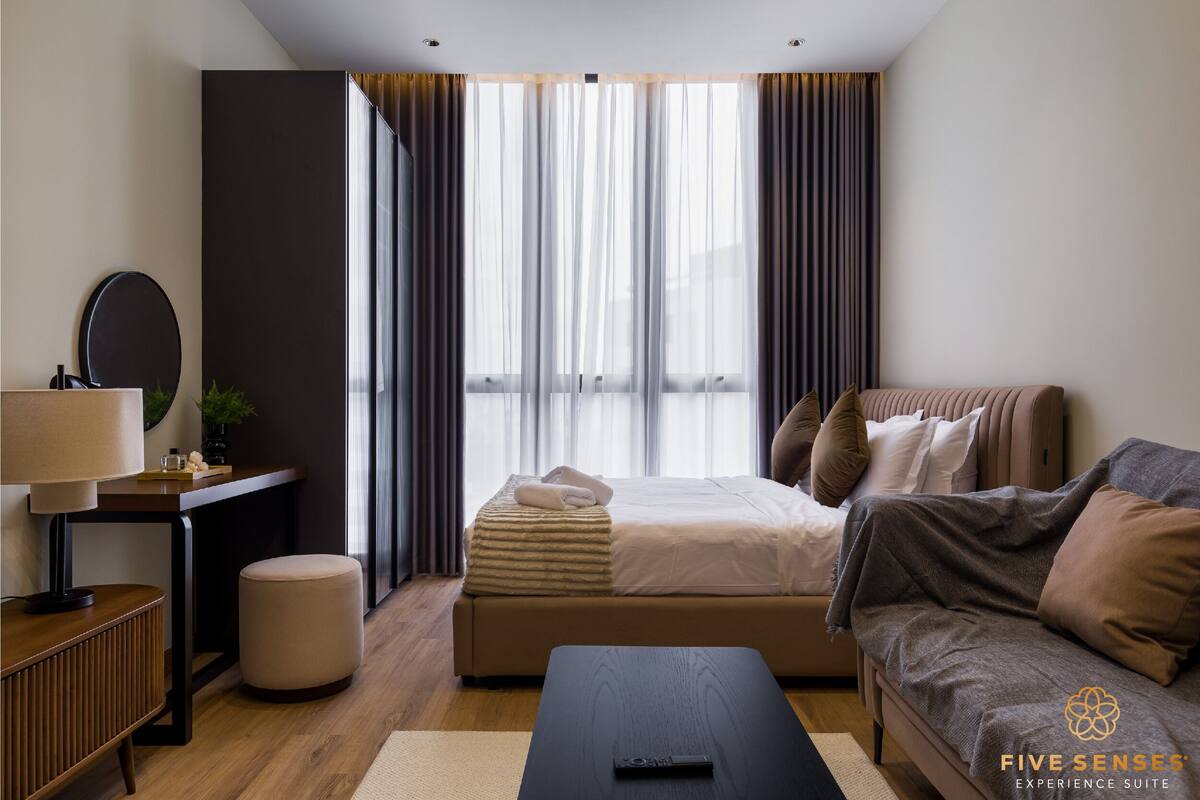Premium bedding, blackout drapes, iron/ironing board, WiFi (free)