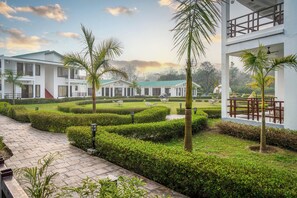 Unclassified image, 3 of 36, button - Baris resort Corbett (Ramnagar)