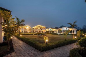 Unclassified image, 5 of 36, button - Baris resort Corbett (Ramnagar)