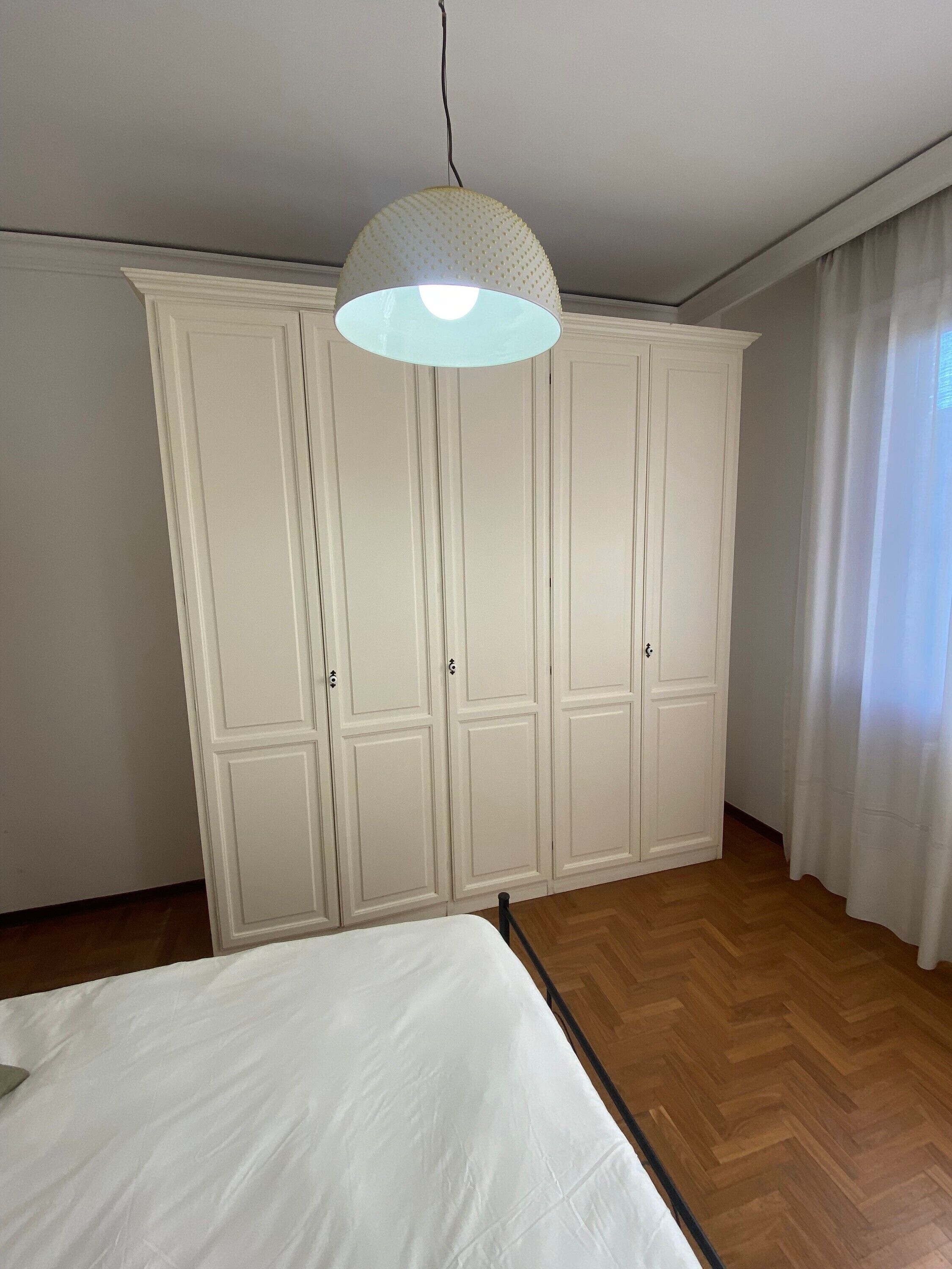 4 Schlafzimmer, Bügeleisen/Bügelbrett, WLAN, Bettwäsche