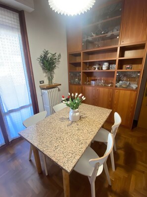 Uklassifisert bilde, 2 av 38, knapp