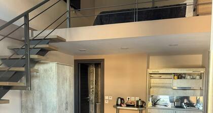 Airnest Suites Near Athens Airport