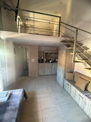 未分类图片，第 5 张，共 11 张，按钮