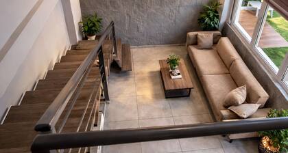 Airnest Suites Near Athens Airport