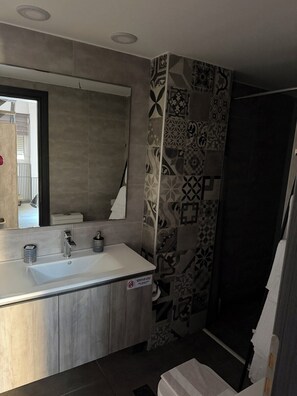 Ảnh chưa phân loại, 4 trong số 11 ảnh, nút