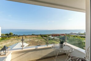 Appartement Standard, balcon, vue sur la mer | Vue sur la plage ou l’océan