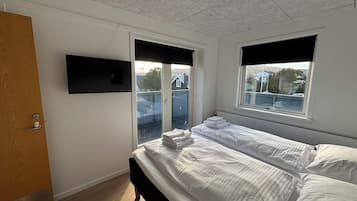 Basic Double Room, City View | Wi-fi percuma