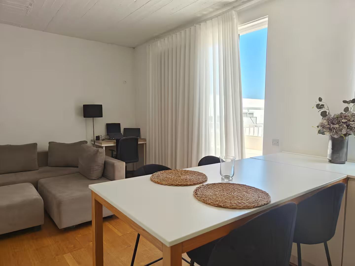 Cobertura, vista para a cidade