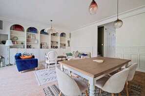 Interior - House with swimming pool Primerose (Bordeaux)
