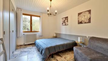 5 chambres, Wi-Fi, draps fournis