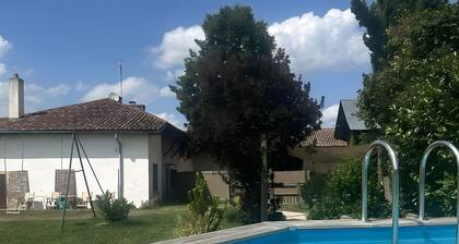 Gßte 12 pers. - Les Sabots d'HélÚne avec piscine privée, au coeur d'une pension pour chevaux