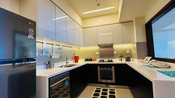 Apartment, Beach View | Private kitchen | Toaster
