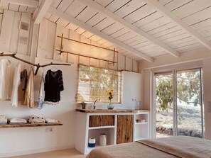 23 chambres, Wi-Fi, draps fournis