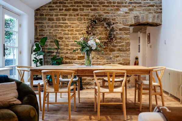 Nicht klassifiziertes Bild, 1 von 33, Schaltfläche