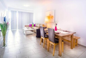 Interior - Napian premium suite 25 (Ayia Napa)