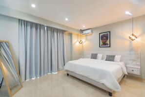Deluxe Apartment, Balcony, City View | Seterika/papan seterika, Wi-fi percuma 