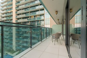 Property grounds - FIRST CLASS |1BR| Near Burj Khalifa & Metro Access (Business Bay)