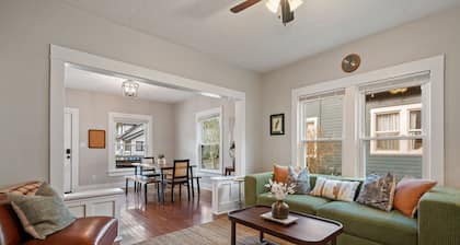 Classic charm home meets modern comfort in the heart of Uptown Vancouver. Just 4 blocks to Main Street and a short drive to the Waterfront, this spacious 5-bedroom home is perfect for families, friend groups, and multi-generational stays.