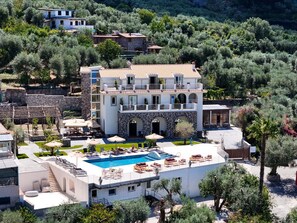 Exterior - AMORE RENTALS - Villa Kalisa - Luxury Collection Estate (Sorrento)