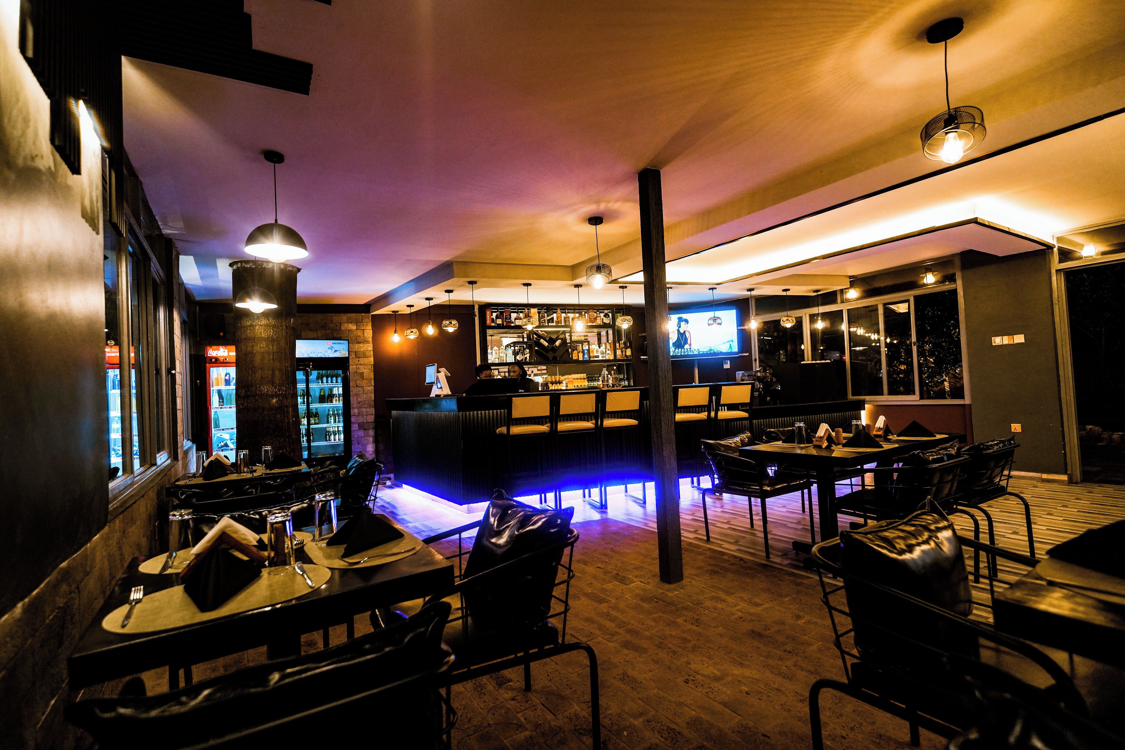 Bar (in der Unterkunft)