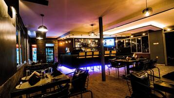 Bar (in der Unterkunft)