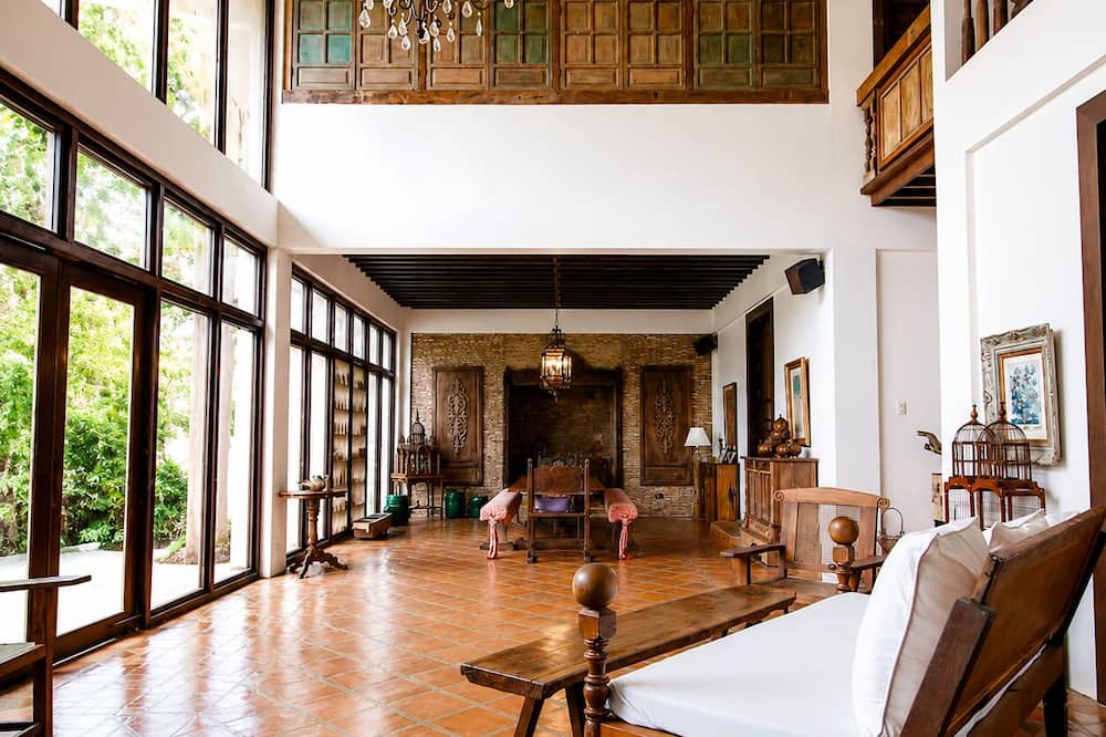 Hacienda Isabella Garden Resort