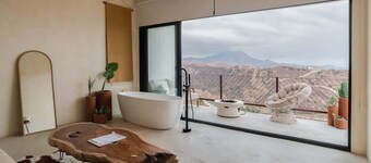 Native Residence- Miel