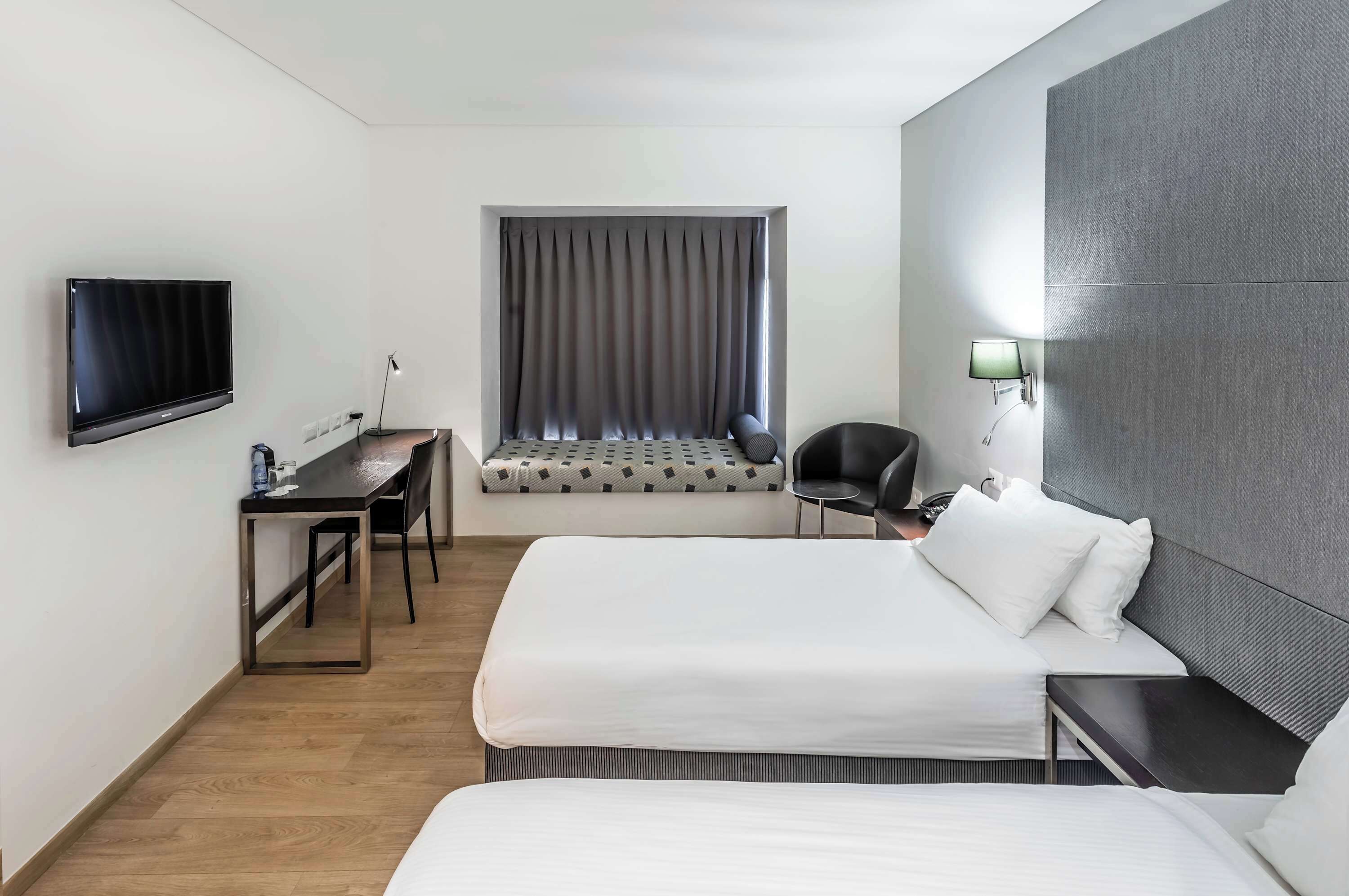 6 多间卧室、办公桌、熨斗/熨衣板、WiFi