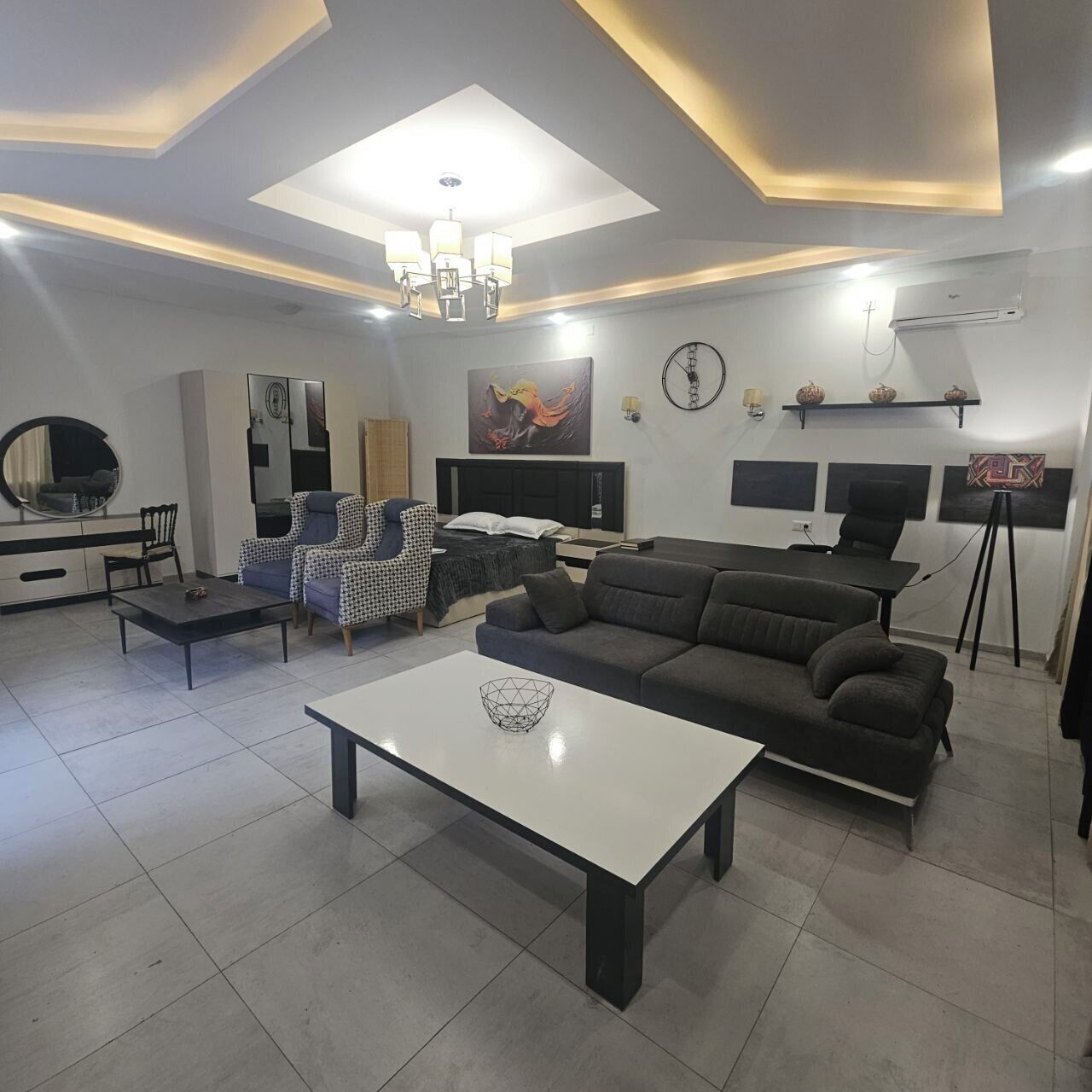 Luxury Double Room | Meja, ruang kerja komputer riba, Wi-fi percuma 