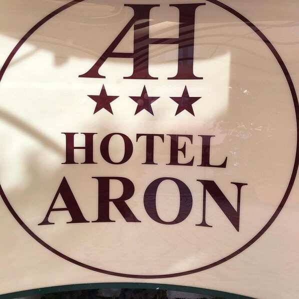 Unclassified image, 1 of 8, button - Hotel Aron Rimini (Viserbella)
